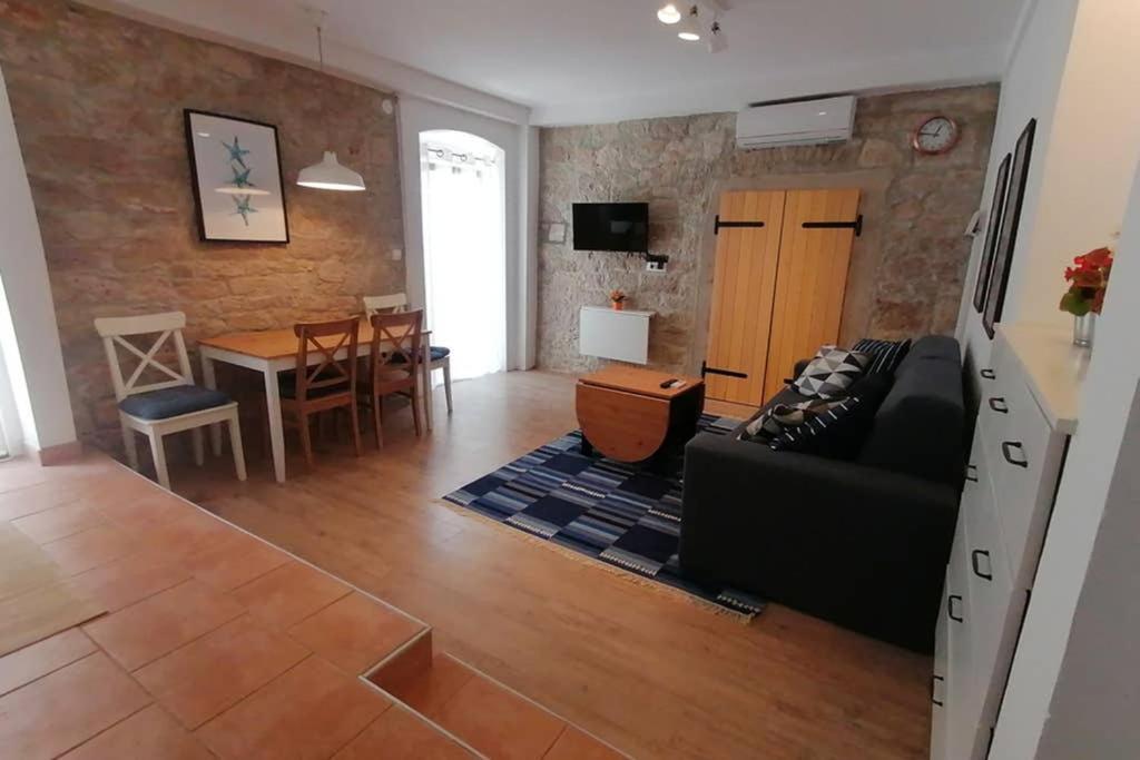 Rovinj Home With A Garden By Rocco ภายนอก รูปภาพ